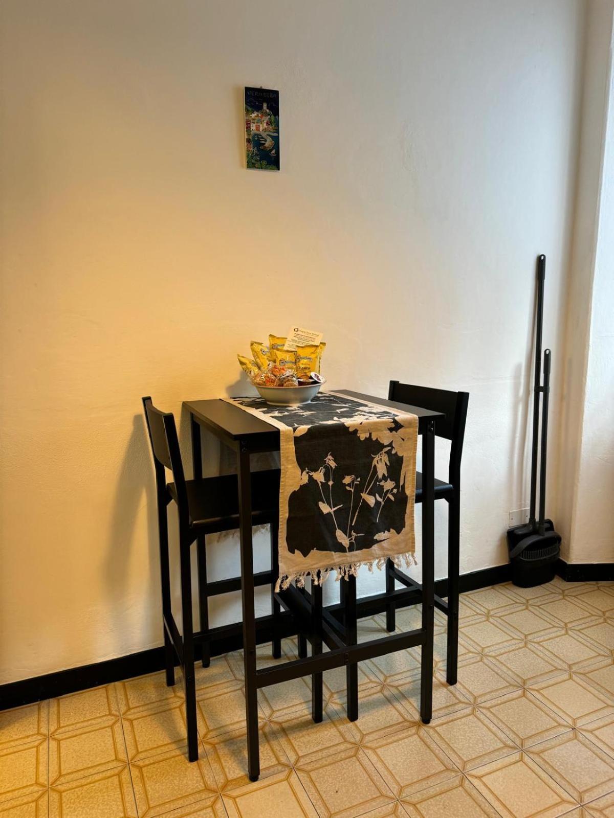 La Casa Del Pastenello ヴェルナッツァ エクステリア 写真